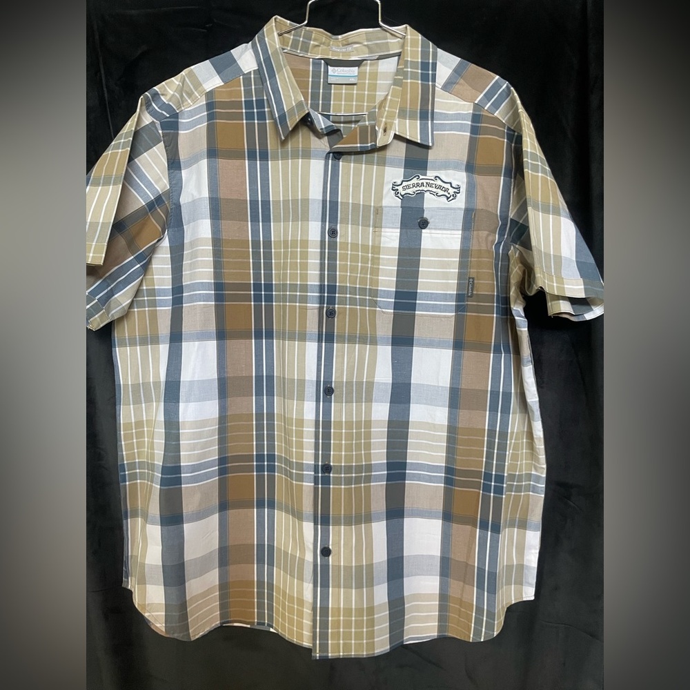 Columbia Short Sleeve Button Down